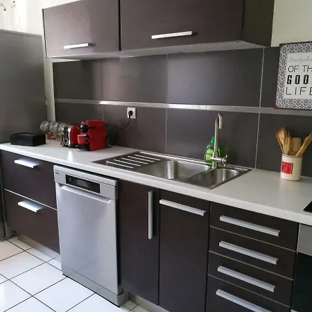 Nicolas I, 53m2, Chambre, Parking Prive Апартаменты Гренобль