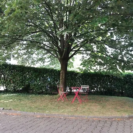 Nicolas I, 53m2, Chambre, Parking Prive Гренобль