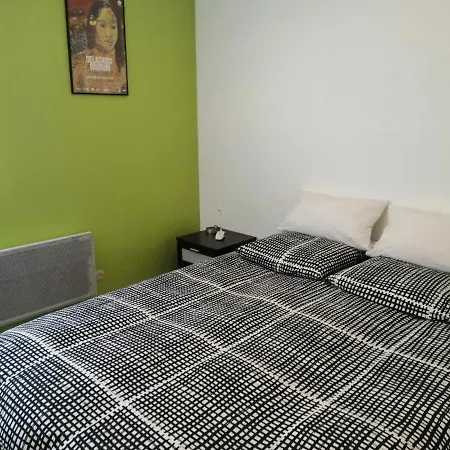 Апартаменты Nicolas I, 53m2, Chambre, Parking Prive